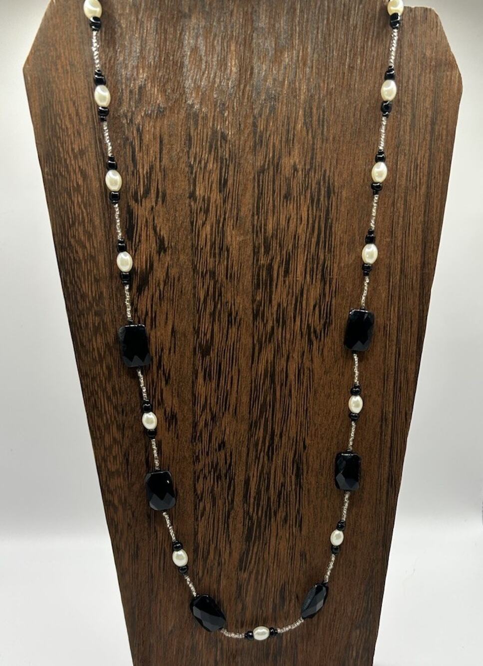 Vintage Faux Pearl Black Stone Beaded Necklace